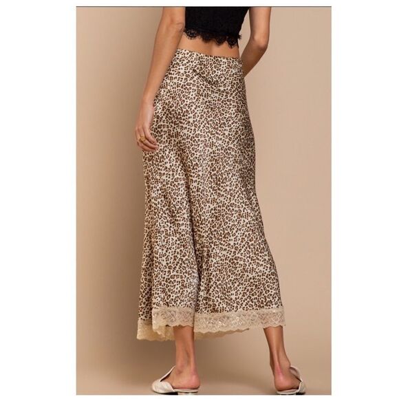 LEOPARD Print Maxi Skirt with Scalloped Lace Hem - Picture 15 of 16